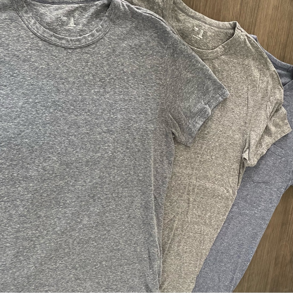 ⭐️Set of 3 - Mens Gap T-Shirts